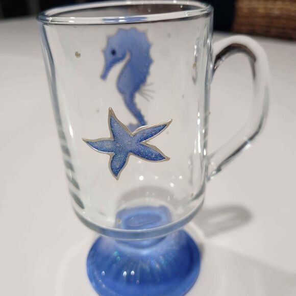 Beautiful Hand Painted glass Sea horse and shell - Picture 4 of 4